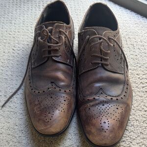 Classic Brown Leather Wingtip Dress Shoes - Men